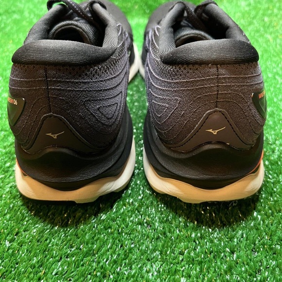 Mizuno Wave Sky 6 Women's Size 8.5 ‘Black/quicksilver’ Running Shoes 411371.90QS - Picture 11 of 15